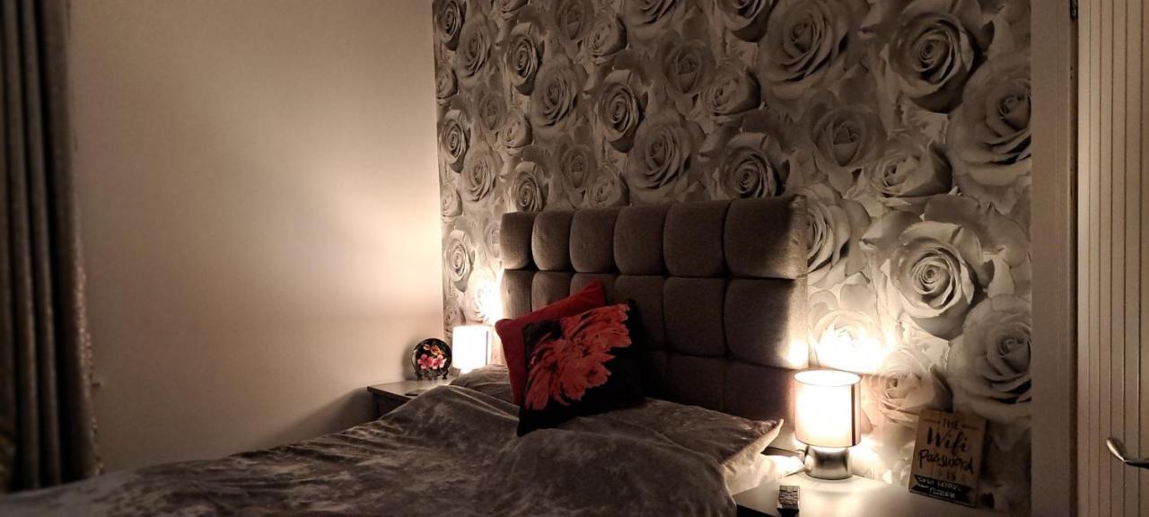 Cosy Double Room Харогейт Екстериор снимка